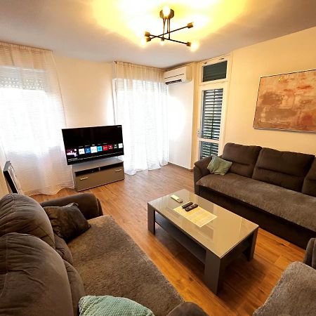 Ana Apartment Split Bagian luar foto